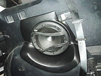 Установка сабвуфера Audison AV 10 в Kia Sorento Prime